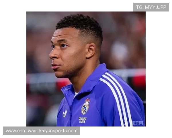 曼联姆巴佩数据爆发，成为转会引援焦点引领新篇章描述：在足坛风云变幻的转会市场中，姆巴佩以令人震惊的爆发表现，成为曼联追逐的焦点。本文深度解析姆巴佩为何成为曼联心头所爱，以及这场跨世纪的引援风暴将如何改变英超格局。关键词：曼联，姆巴佩，转会，爆发，英超，引援焦点，足球巨星