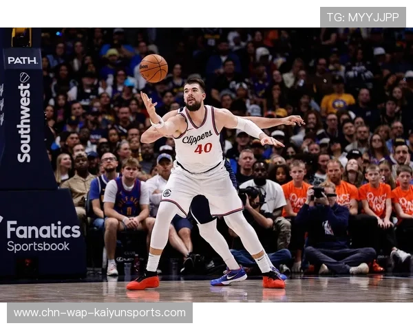 NBA球队外线持球训练全面升级，塑造完美投射与突破组合