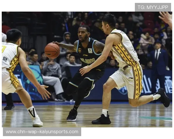 现场炫技：球员炫酷过人集锦，超帅篮球过人